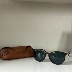 Ray-Ban Phantos sunglasses
